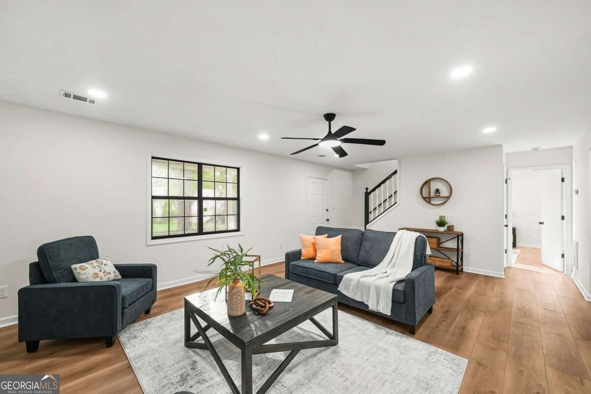 1501 Scott Oaks Court Marietta - Photo 8