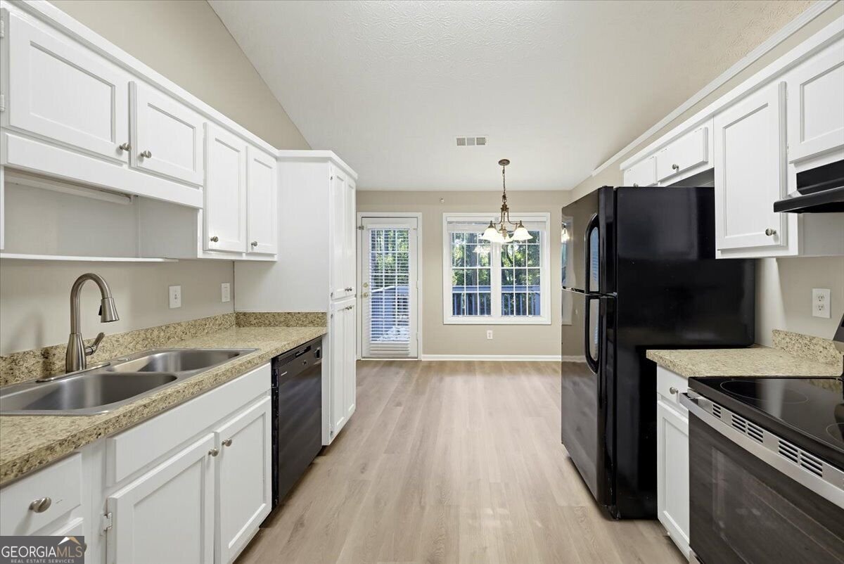 334 Hill S Pointe Court Bethlehem - Photo 17