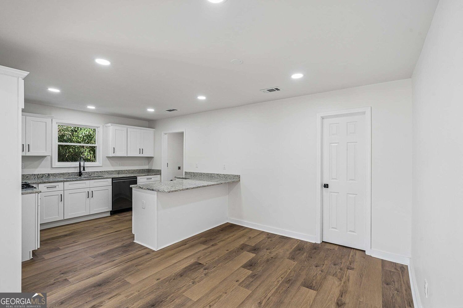 2662 Joyce Avenue Decatur - Photo 11