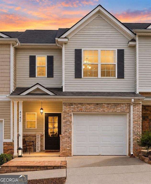 4742 Beacon Ridge Lane Flowery Branch - main photo