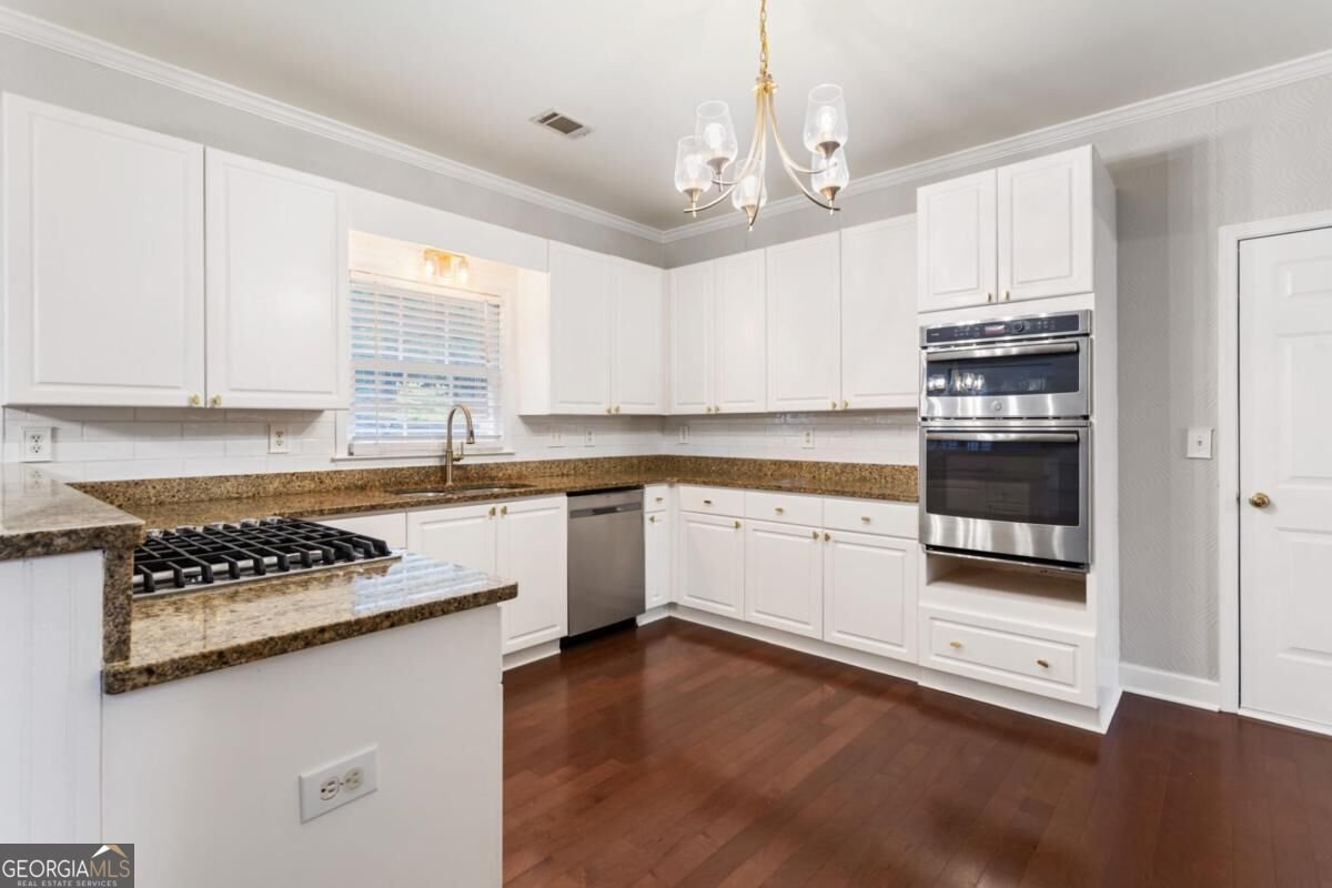 1841 Lake Cove Drive Atlanta - Photo 11