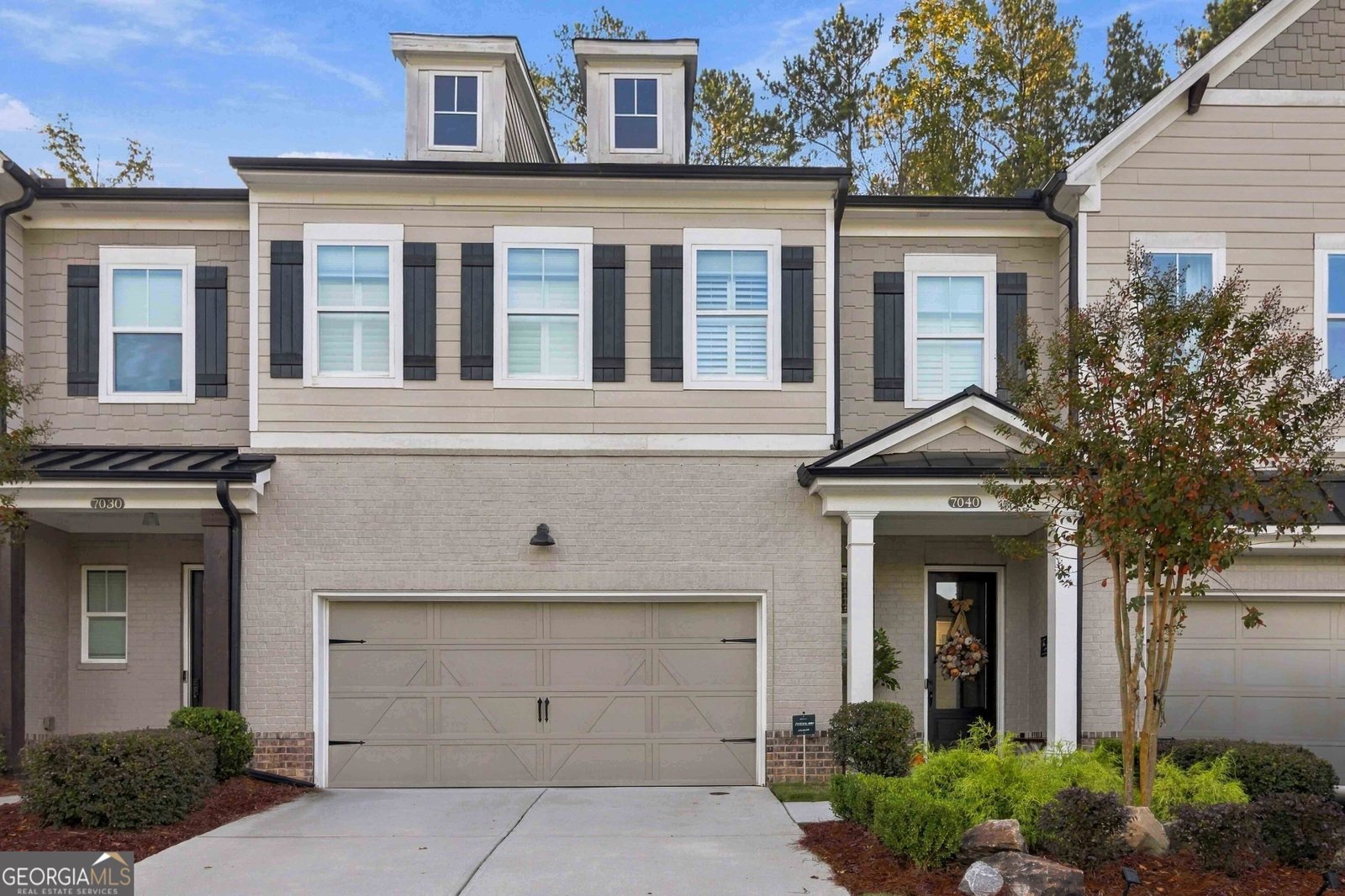 7040 River Rapids Drive Roswell - main photo