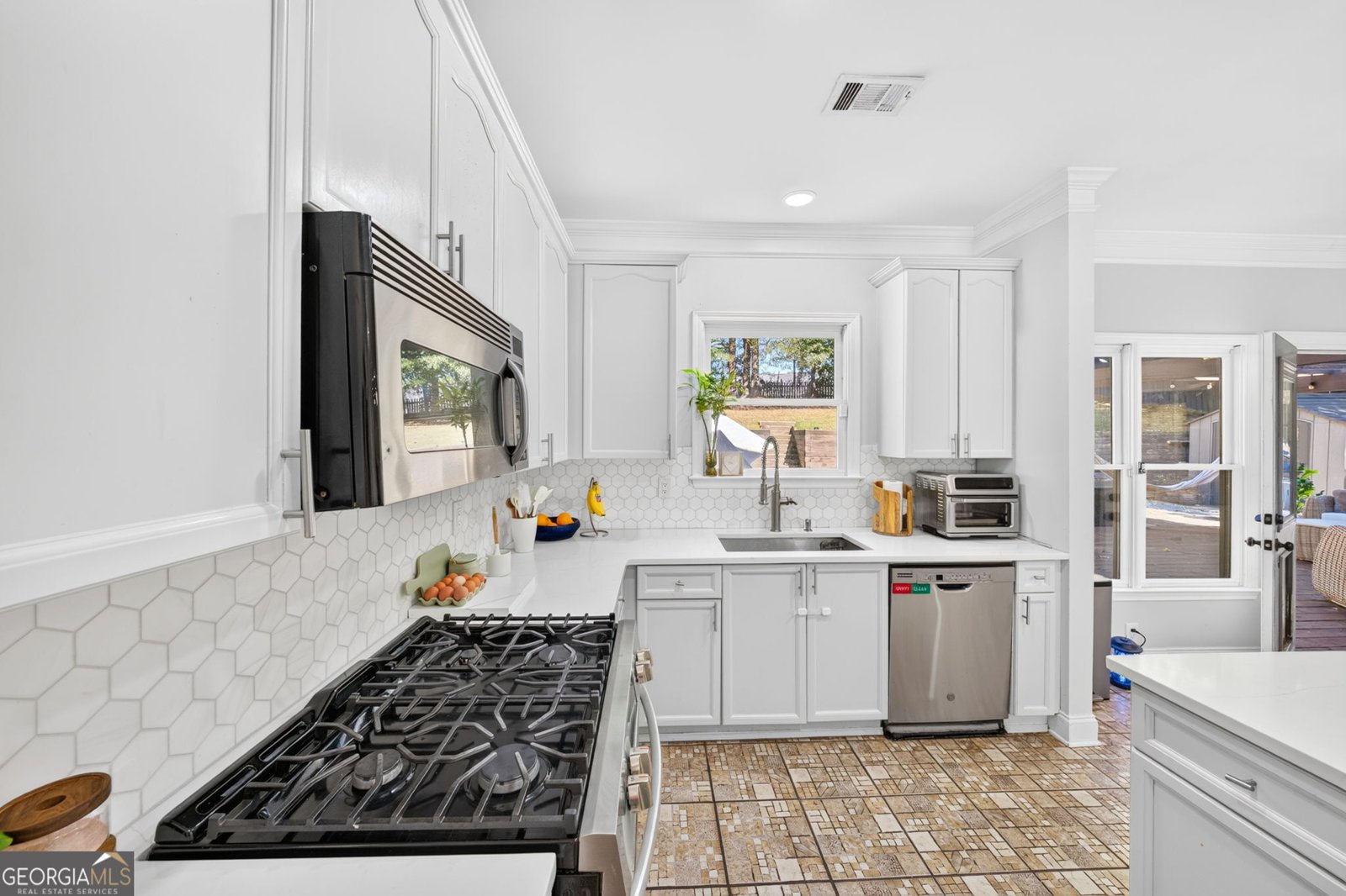 2376 Hampton Park Drive Buford - Photo 21