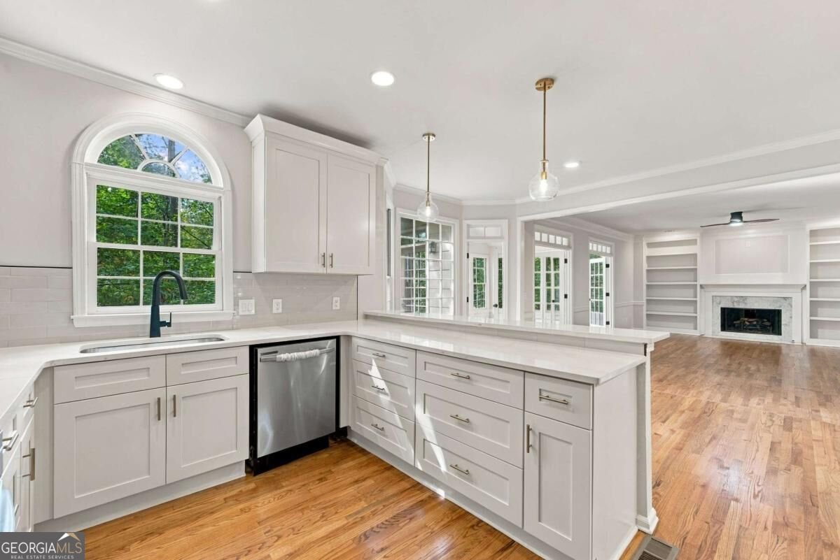 437 Connemara Crossing Lawrenceville - Photo 6