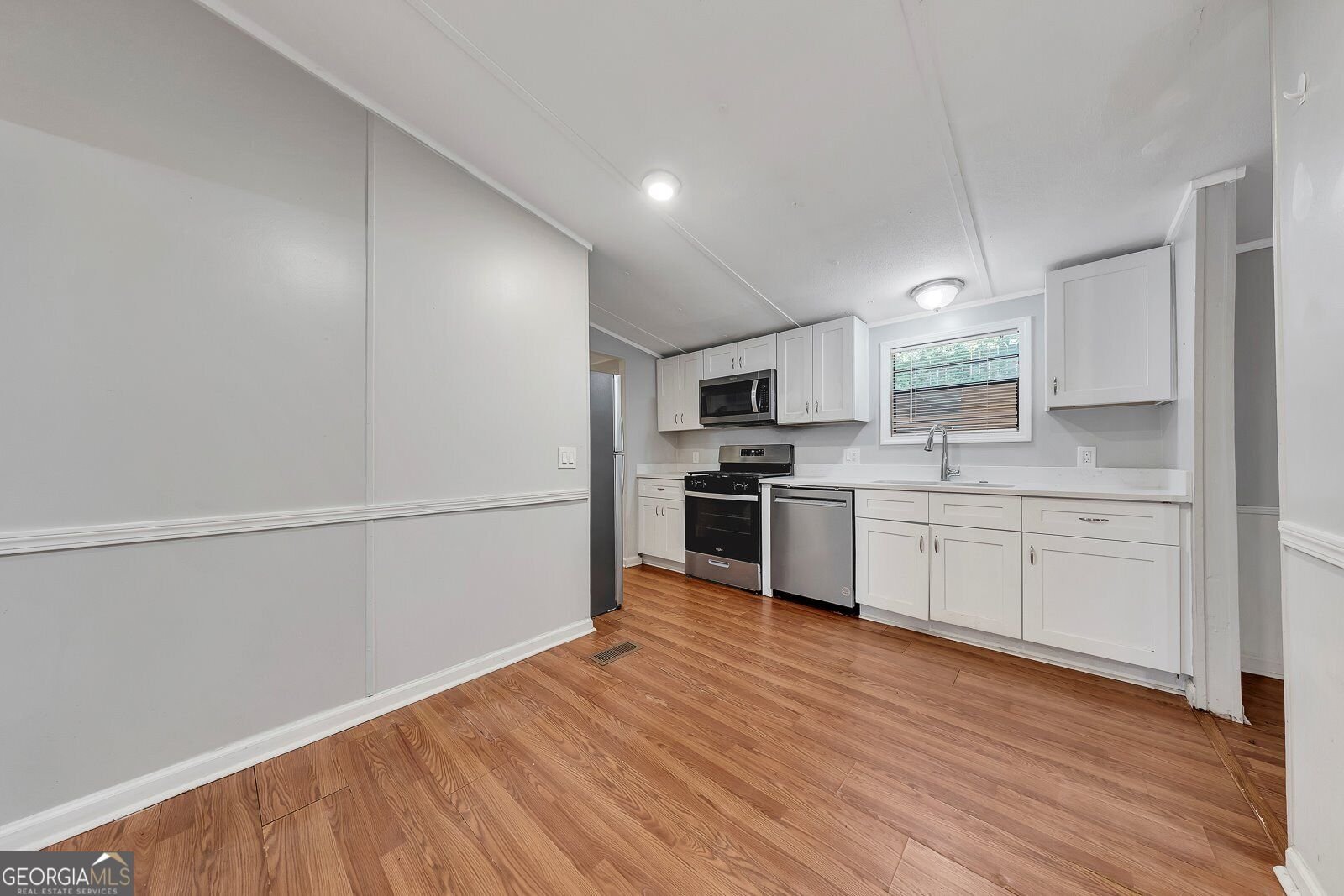 304 Second Street Woodstock - Photo 8