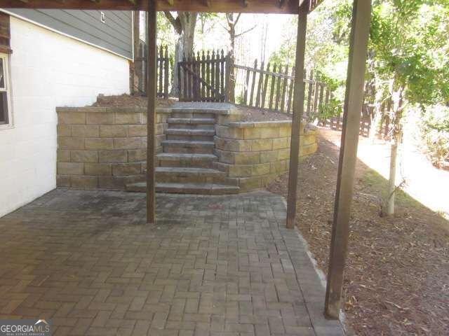 312 Mansfield Road White - Photo 44