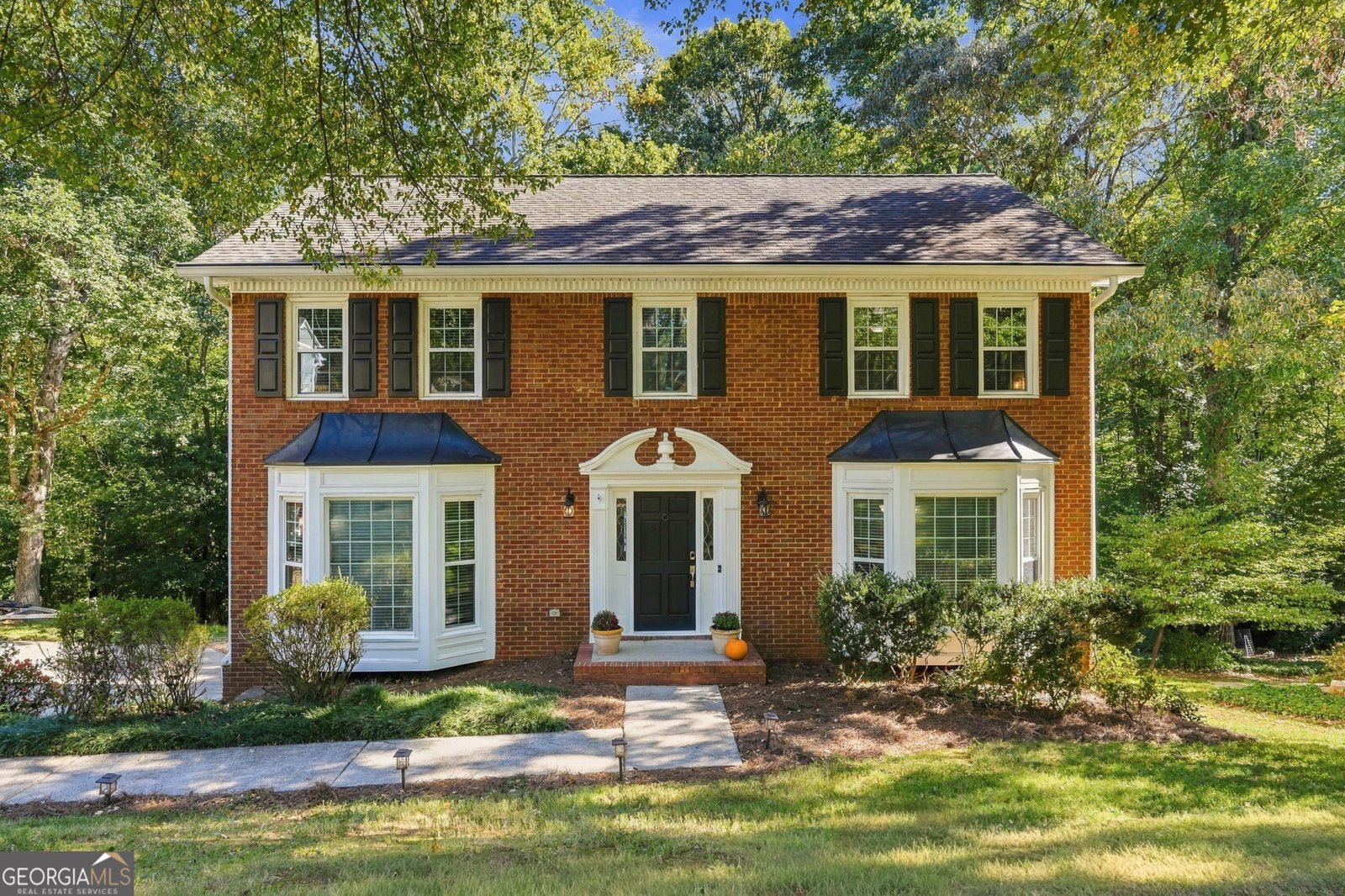 1544 Thoreau Drive Suwanee - main photo