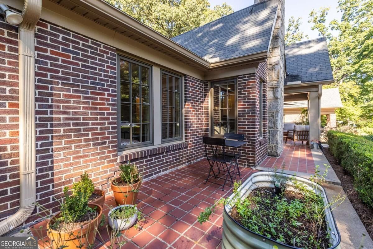 500 Emory Circle Atlanta - Photo 17