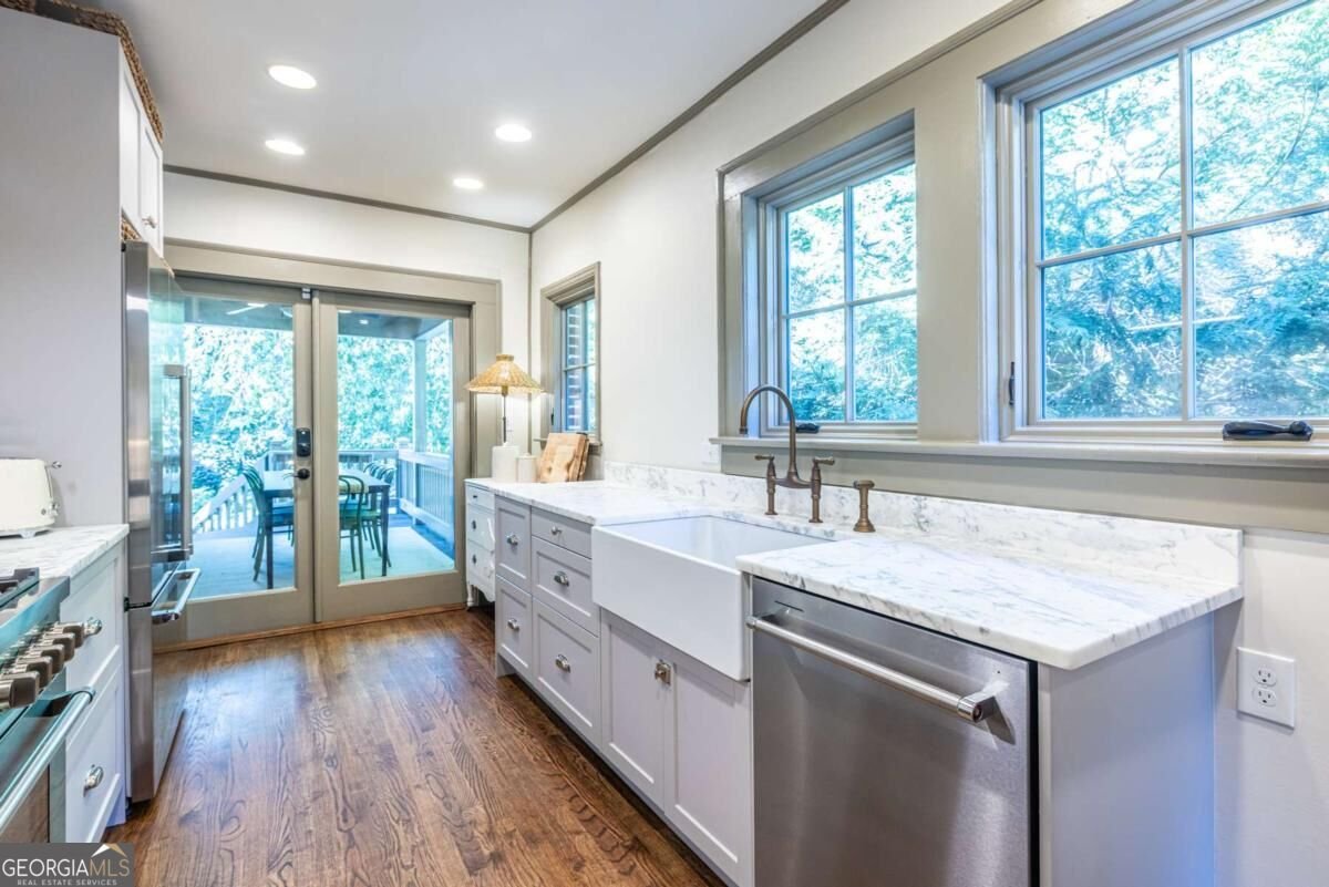 500 Emory Circle Atlanta - Photo 6