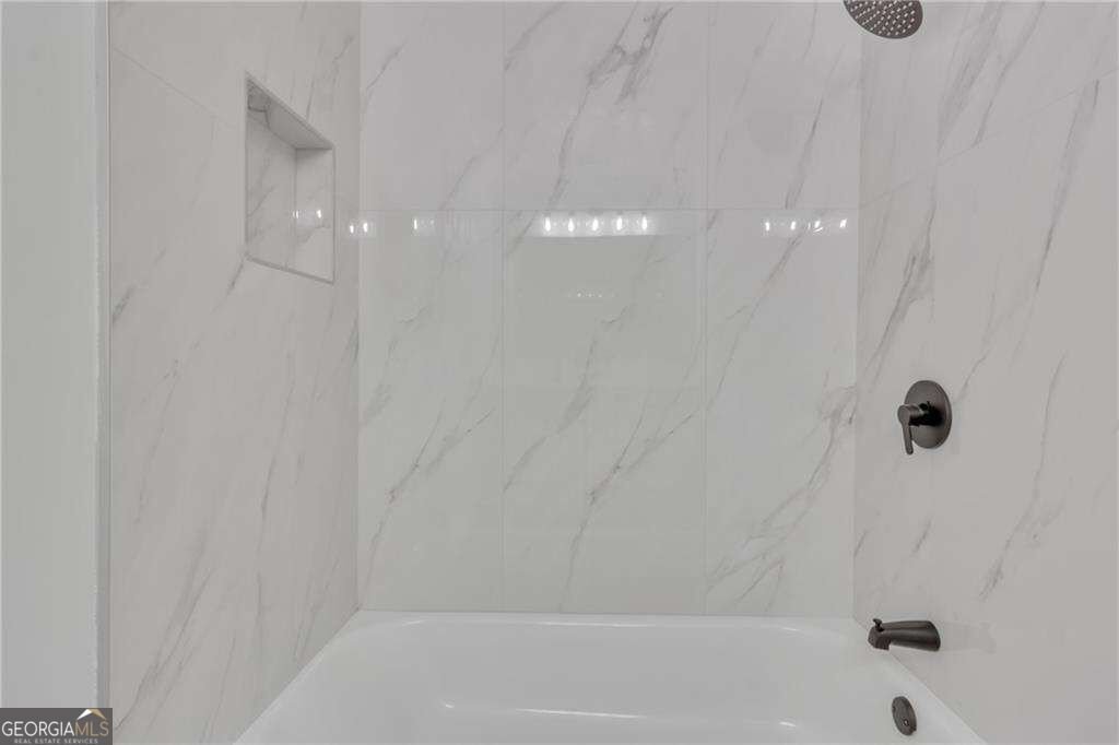 373 Hemlock Drive Lawrenceville - Photo 32