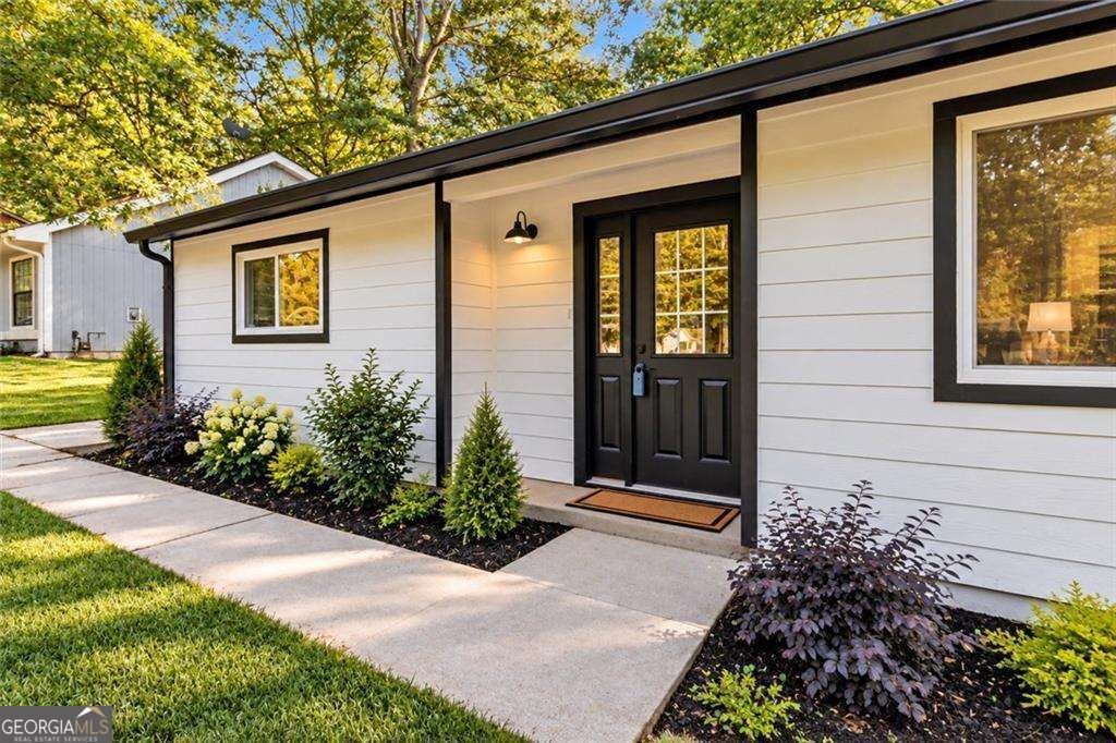 373 Hemlock Drive Lawrenceville - Photo 8