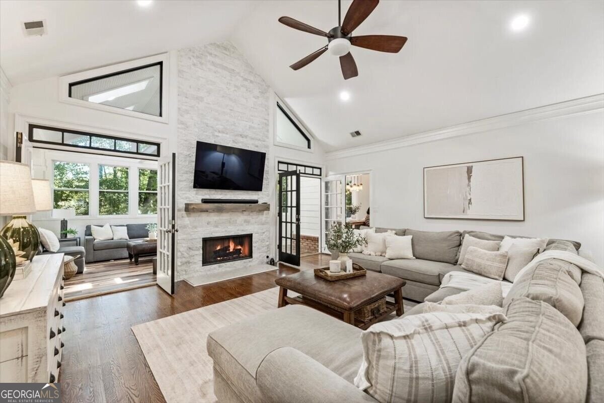2665 Bannerhorn Run Alpharetta - Photo 6