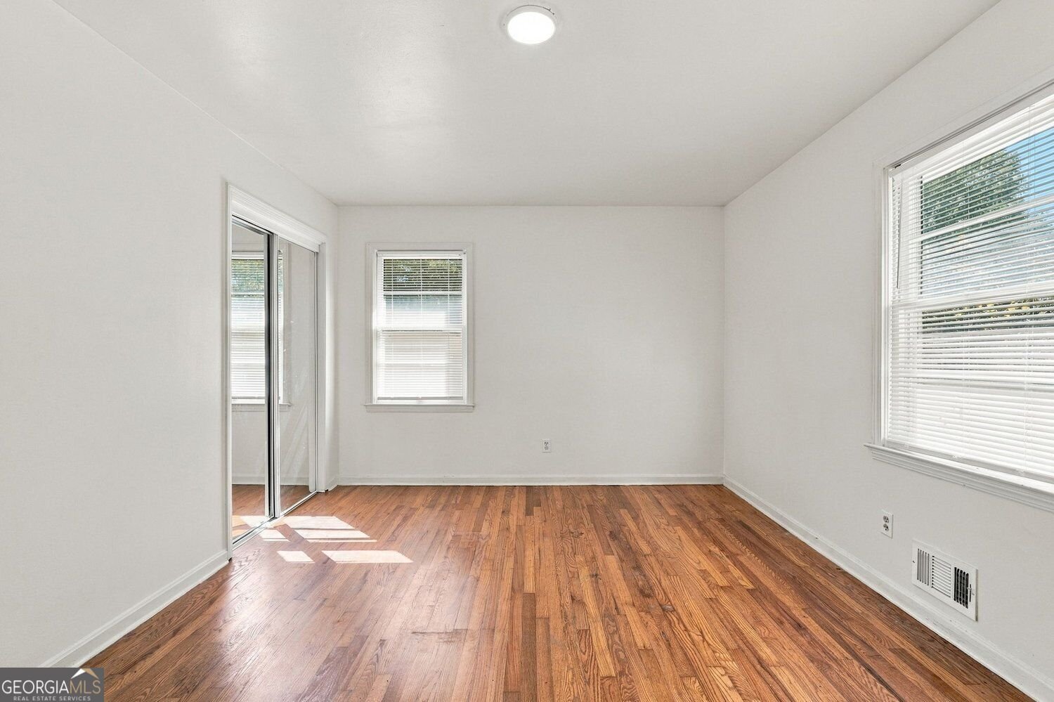556 Monticello Drive Mableton - Photo 13