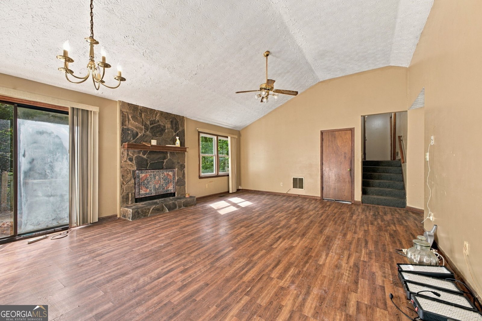 615 Charity Lane Mableton - Photo 10