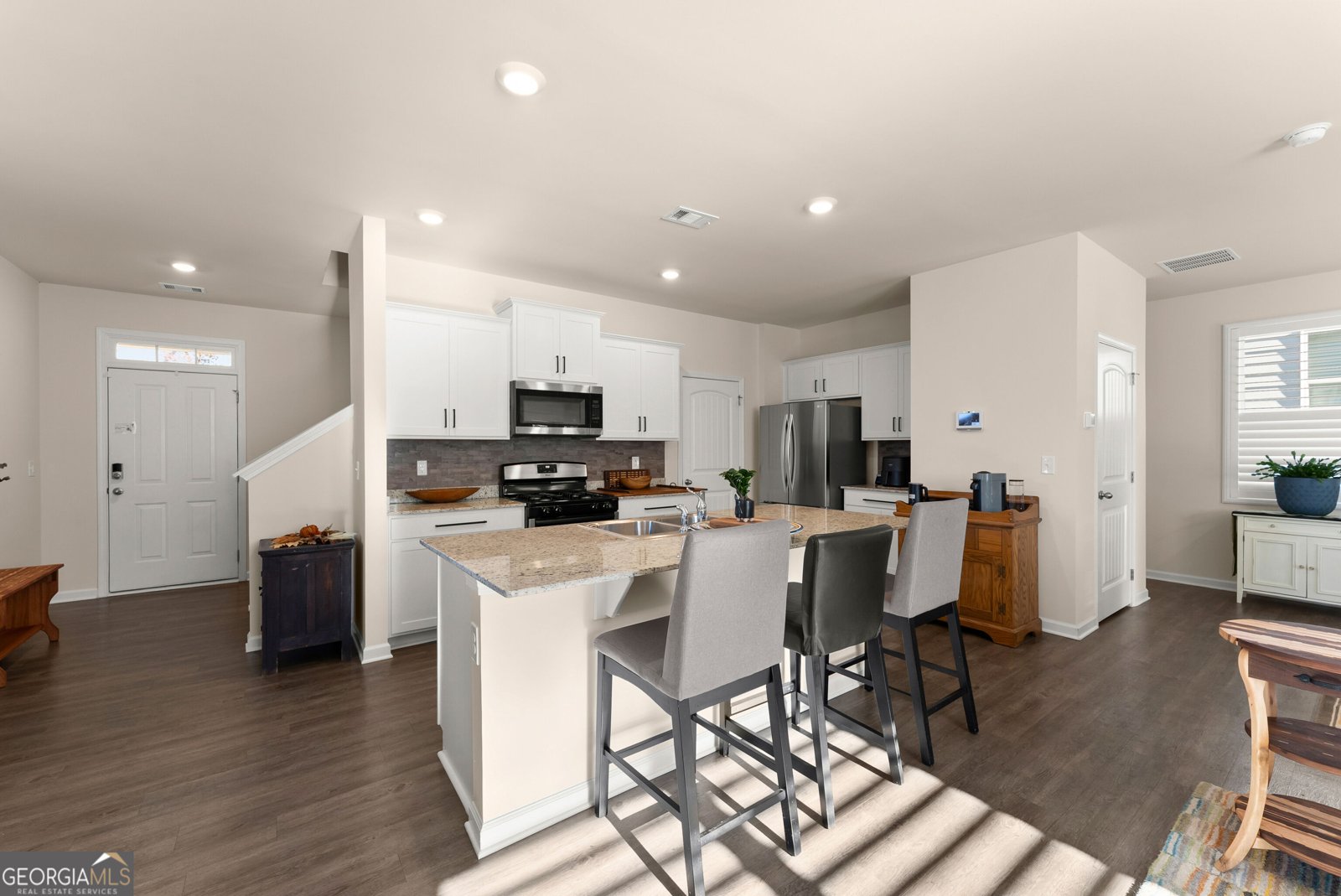 5229 Wild Berry Court Oakwood - Photo 6