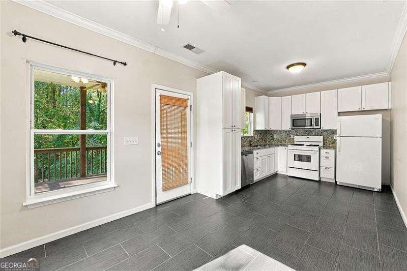 2559 Paul Avenue Atlanta - Photo 9