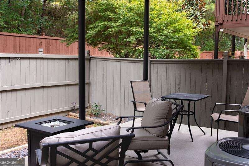 2493 Bridlewood Drive Atlanta - Photo 32