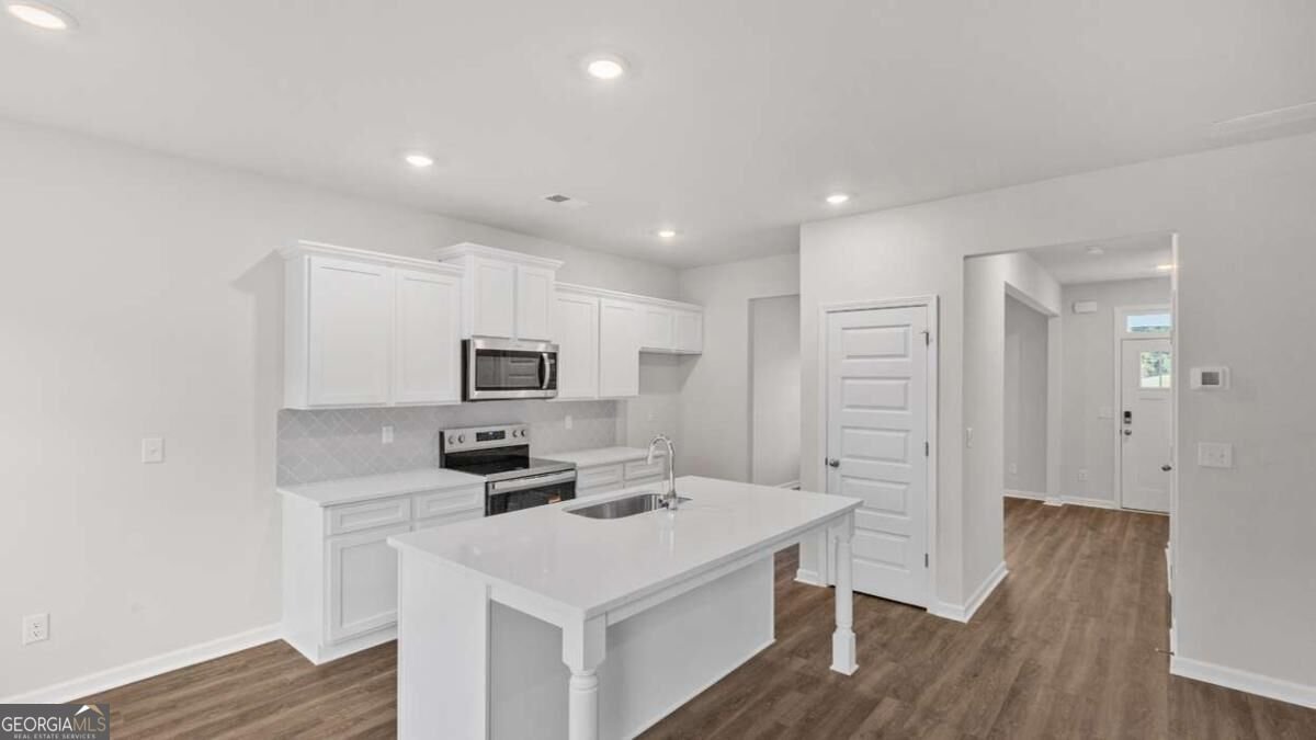 209 Villa Drive Athens - Photo 12