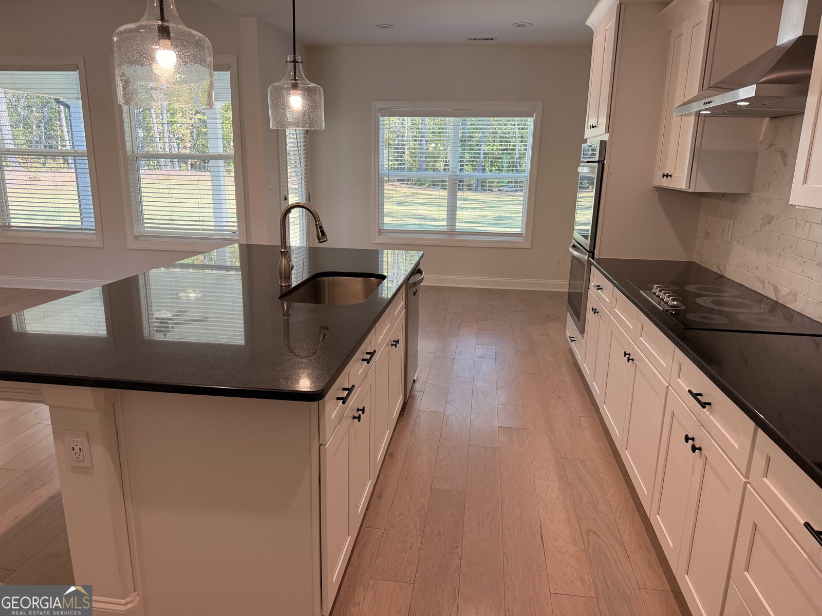 9455 Glacial Lane Fairburn - Photo 7