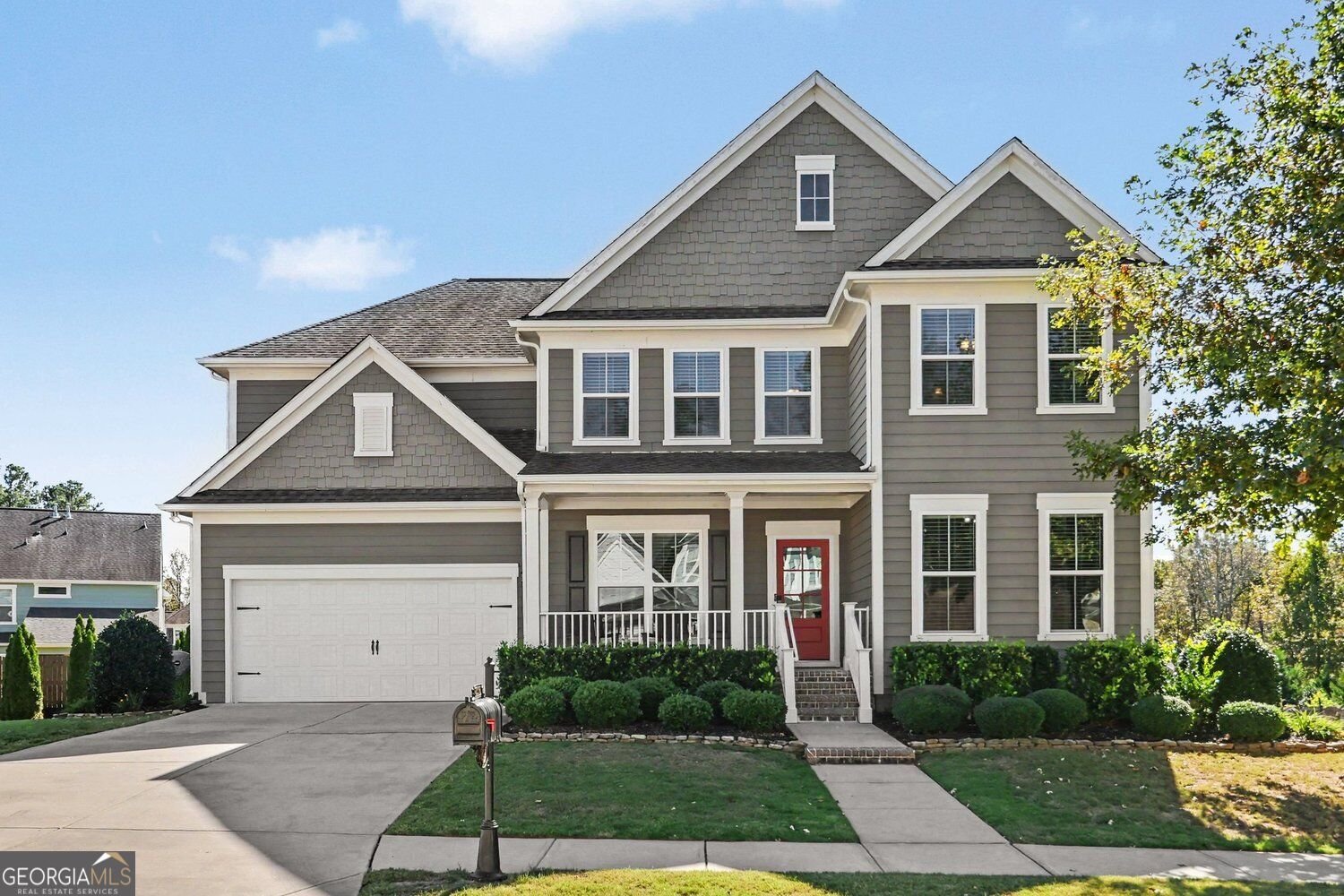 6551 Red Hawk Way Hoschton - main photo