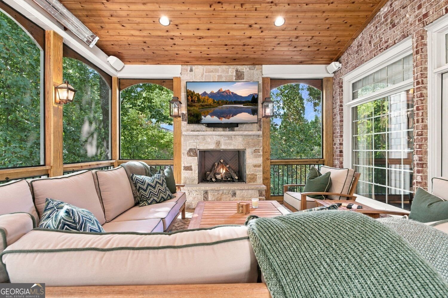 9055 Bedford Way Suwanee - Photo 21