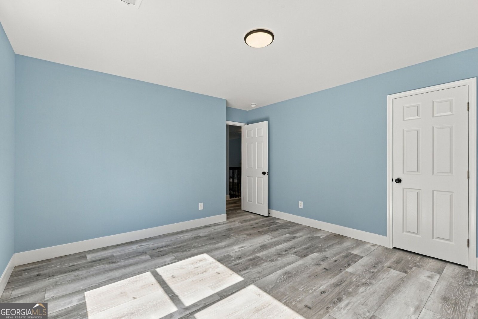 155 Victoria Street Commerce - Photo 33
