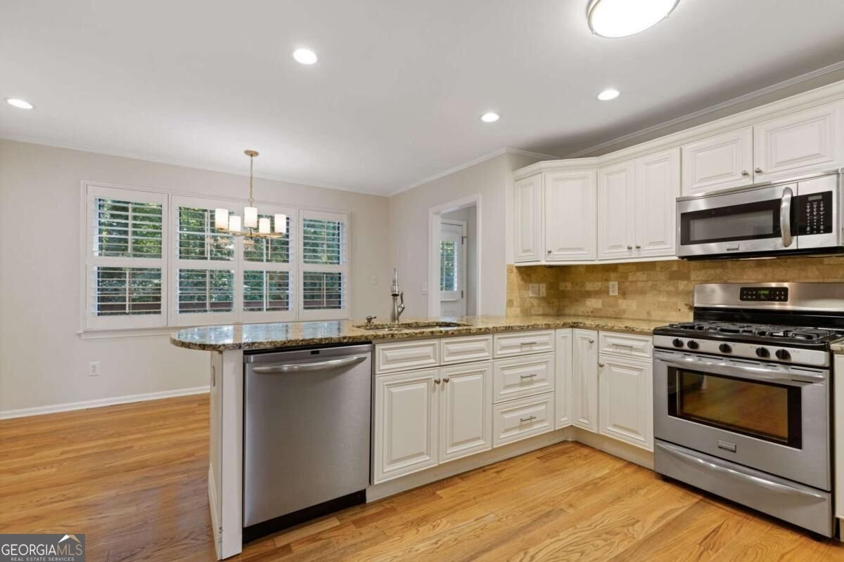 2406 Emory Lane Marietta - Photo 7