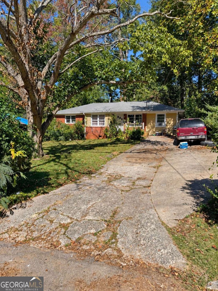 2986 Del Monico Drive Decatur - main photo