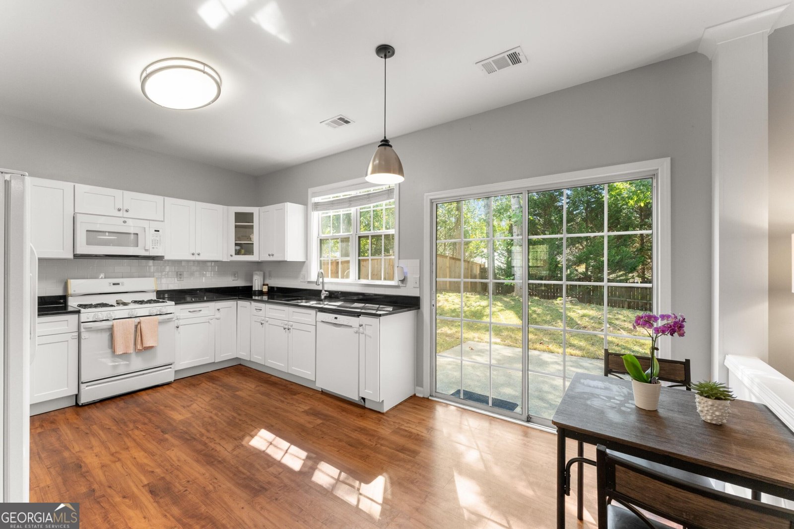 123 Wallnut Hall Circle Woodstock - Photo 15