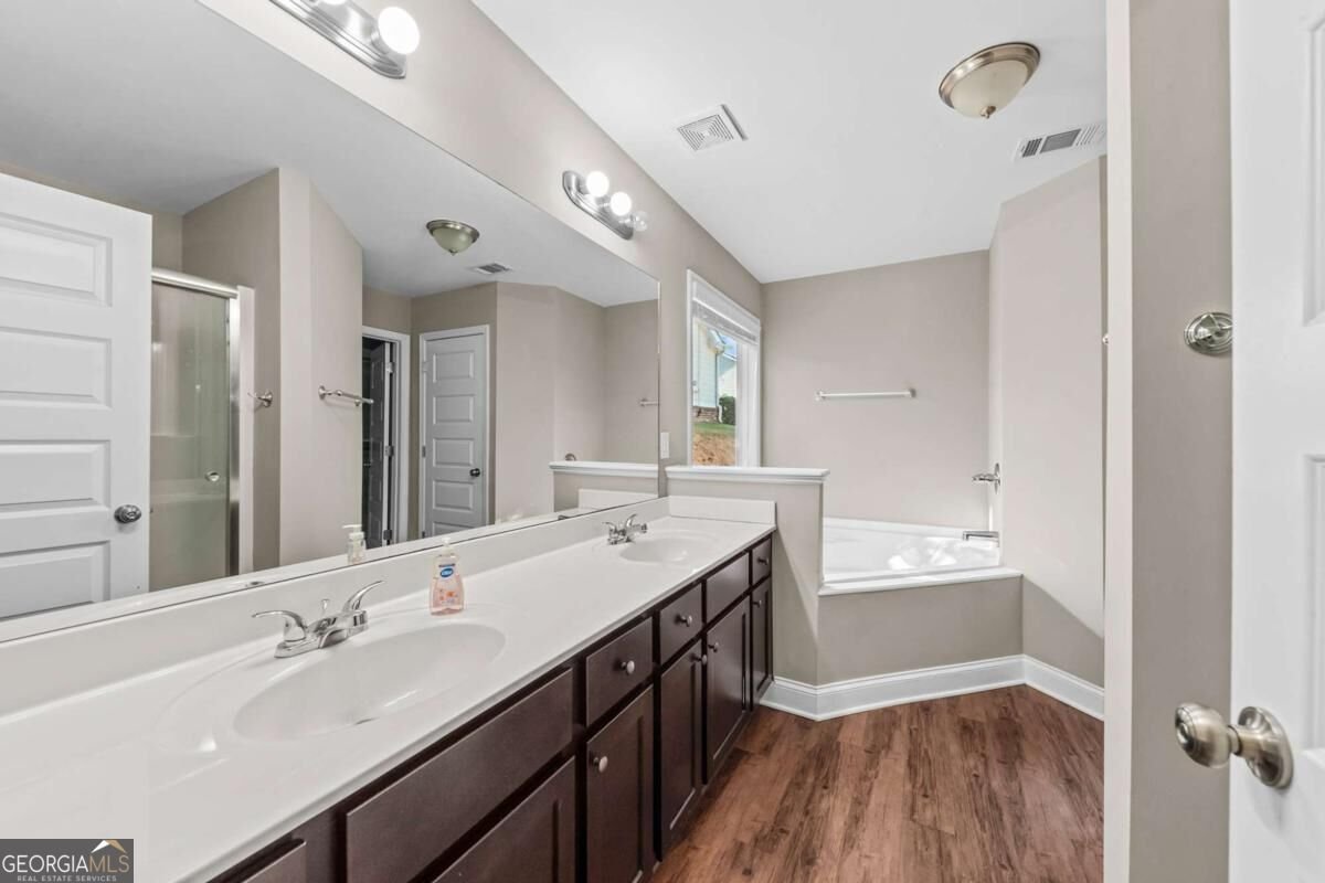 1249 Oak Springs Way Statham - Photo 7