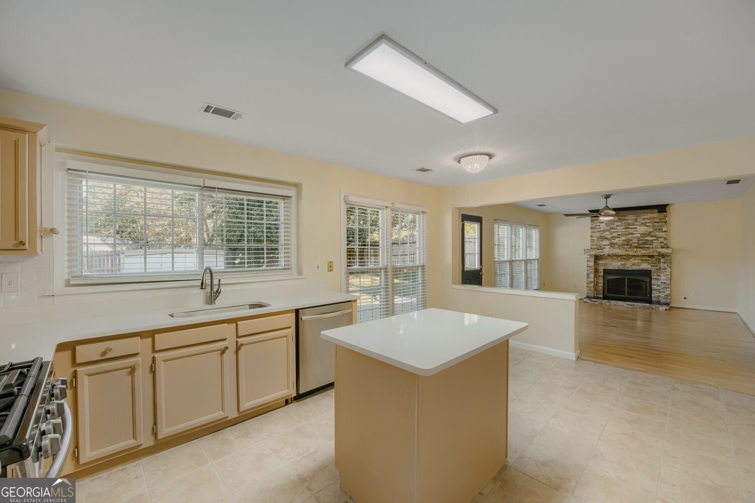 155 Thatching Lane Johns Creek - Photo 10