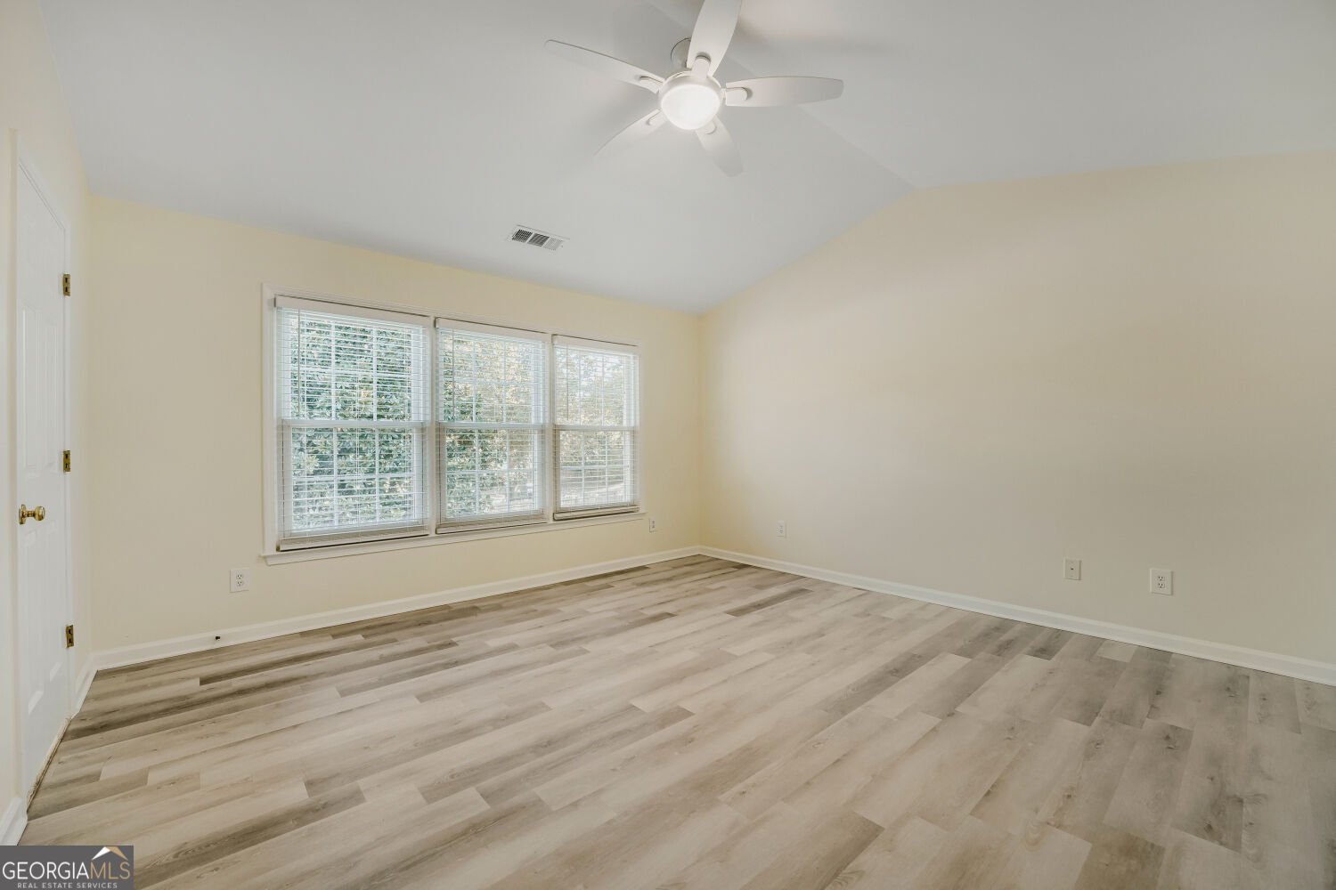155 Thatching Lane Johns Creek - Photo 16