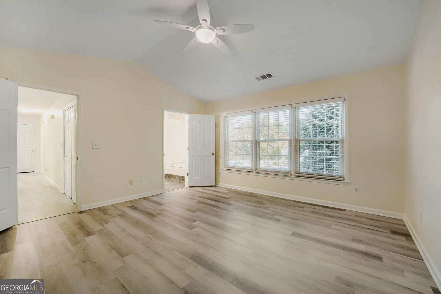155 Thatching Lane Johns Creek - Photo 17