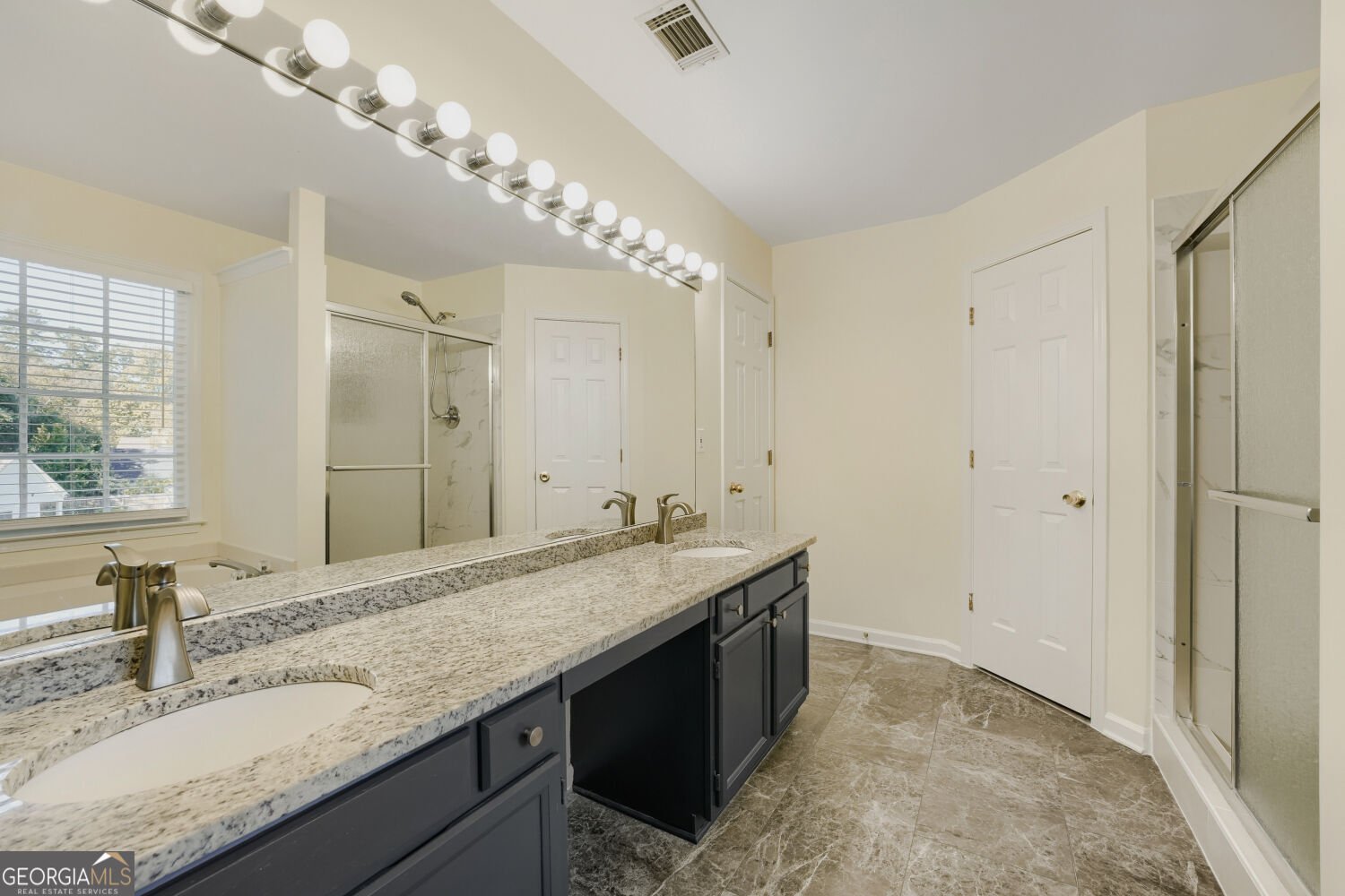 155 Thatching Lane Johns Creek - Photo 18