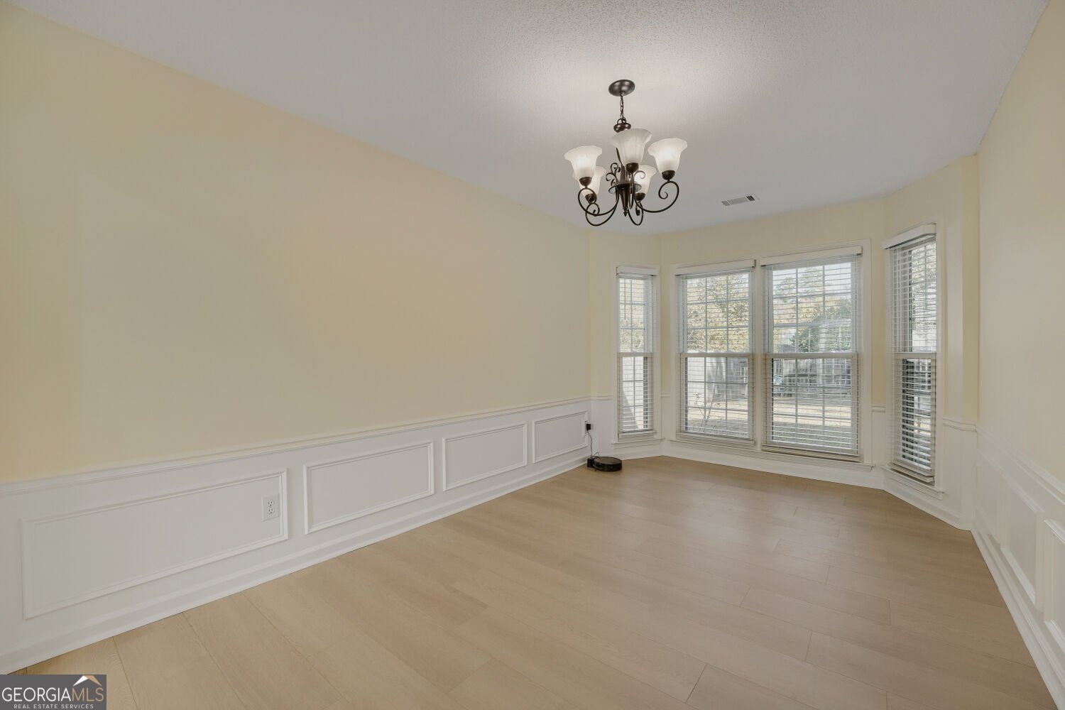 155 Thatching Lane Johns Creek - Photo 9