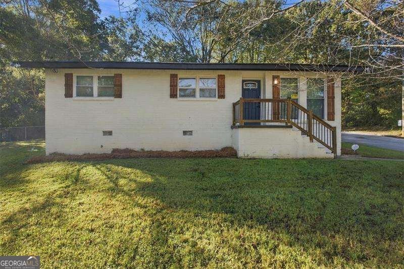 2033 Boulderview Drive Atlanta - main photo