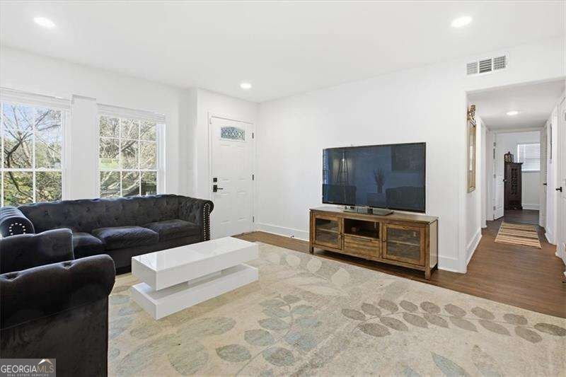 2033 Boulderview Drive Atlanta - Photo 6
