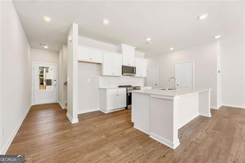 7279 Sherwood Square Drive Flowery Branch - Photo 6