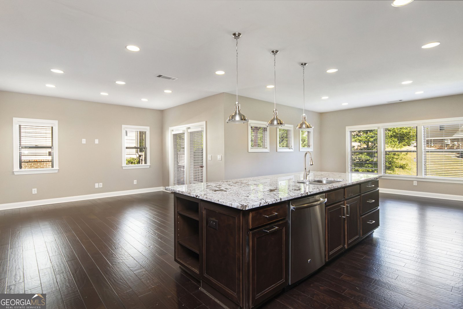 5619 Rapallo Terrance Sugar Hill - Photo 12