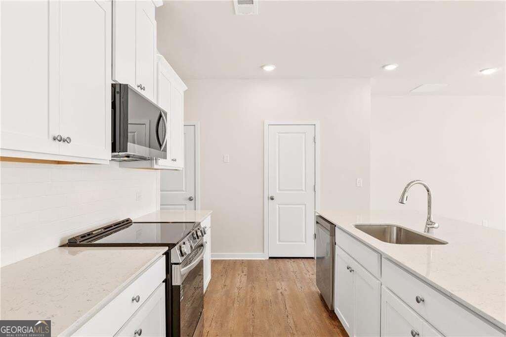 7263 Sherwood Square Drive Flowery Branch - Photo 11