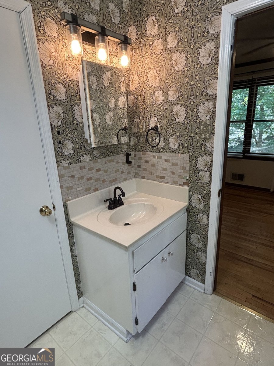 650 Woodside Road Athens - Photo 25