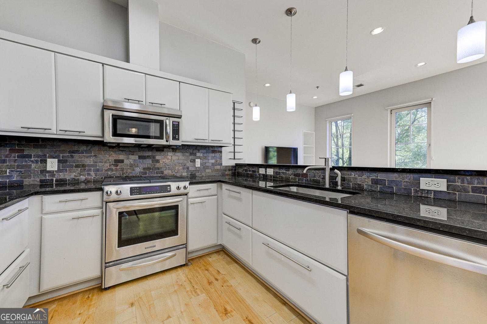 1430 Dresden Drive Brookhaven - Photo 8