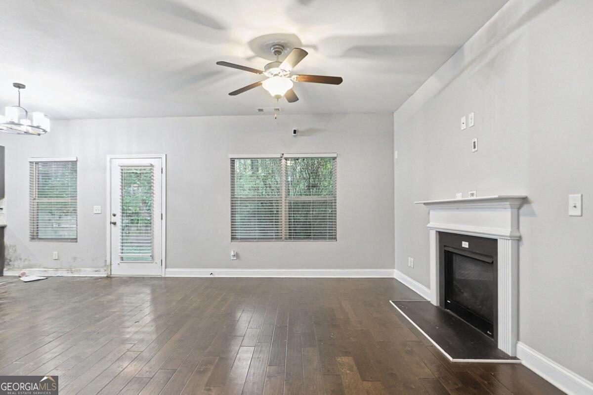 4186 Woodland Park Drive Atlanta - Photo 6