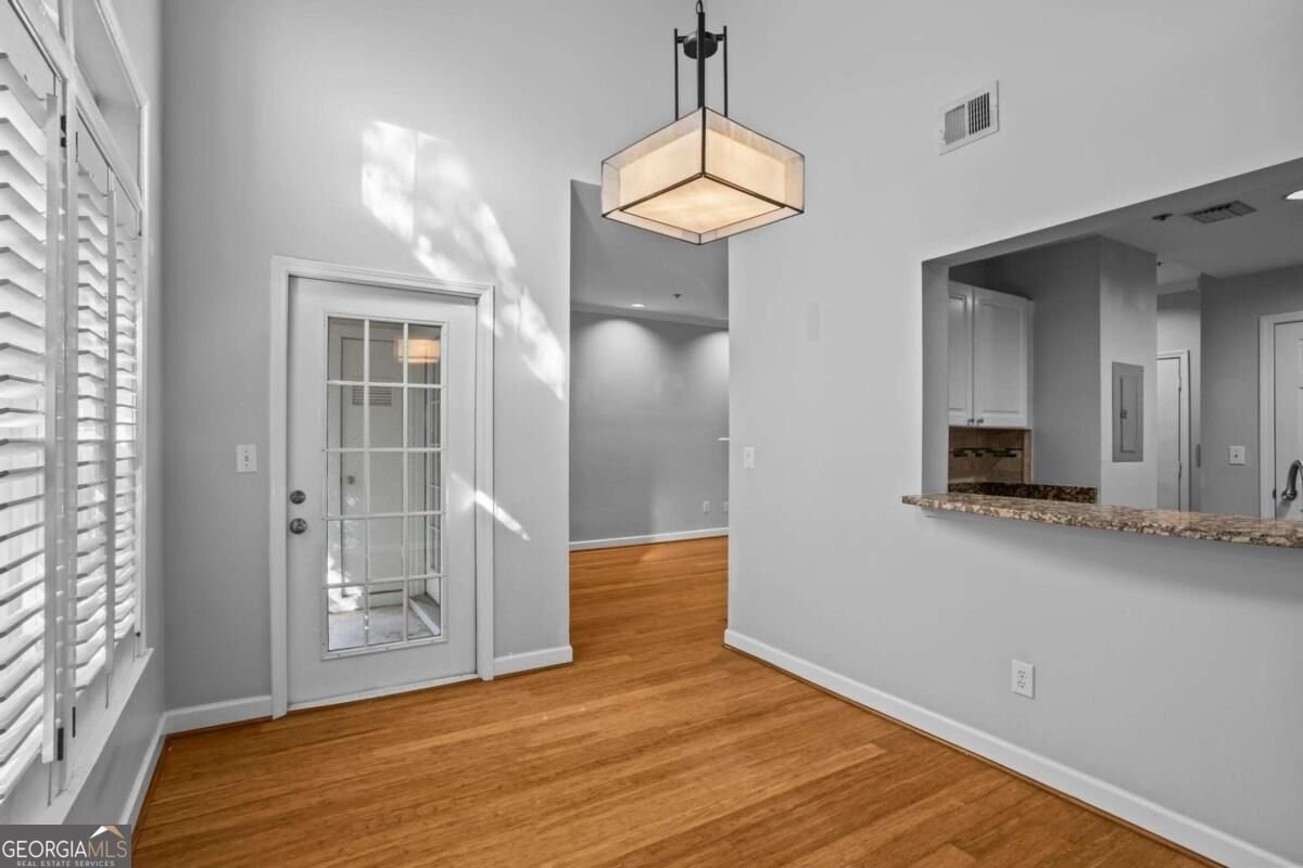 220 Renaissance Parkway Atlanta - Photo 7