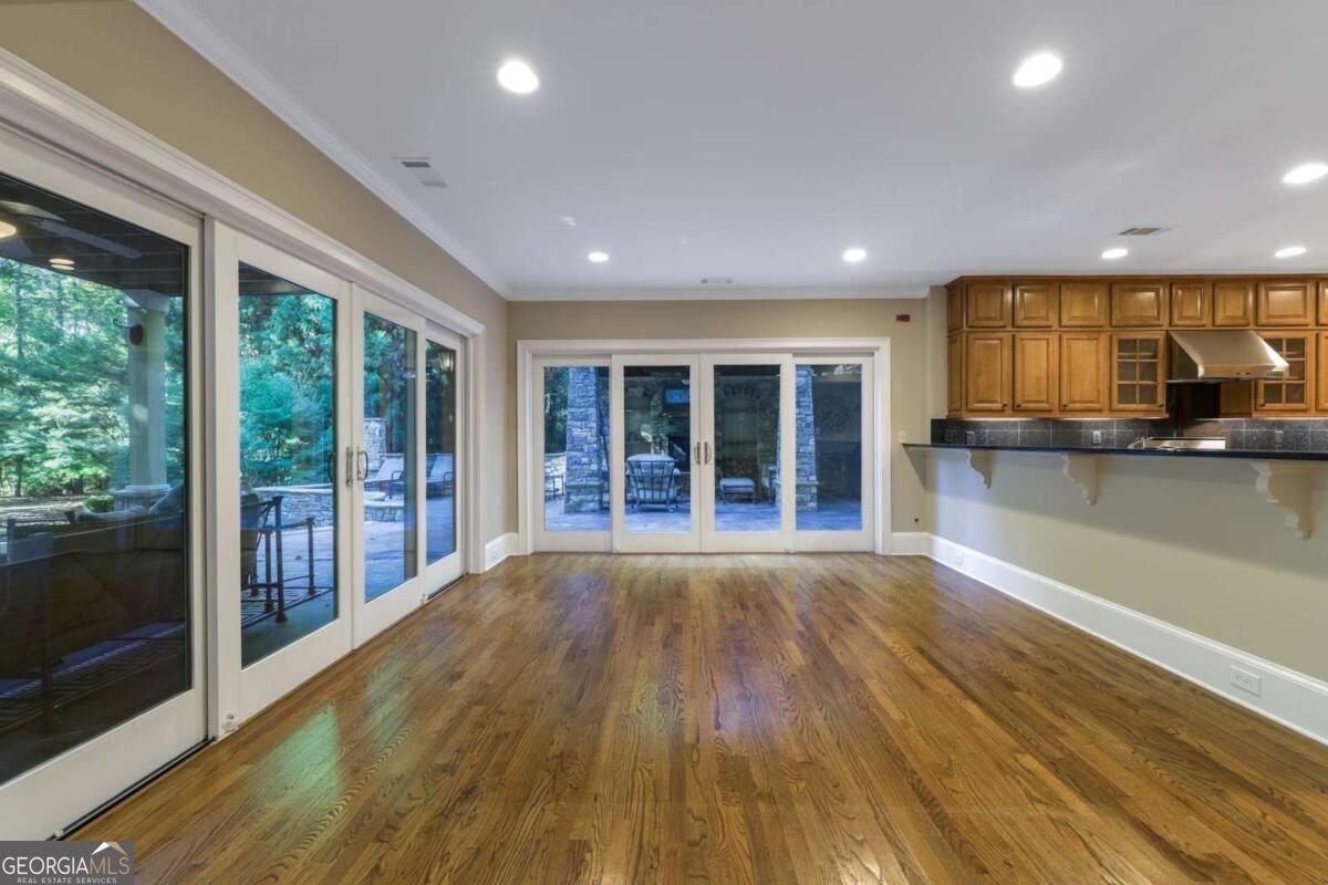 710 Henley Fields Circle Johns Creek - Photo 57