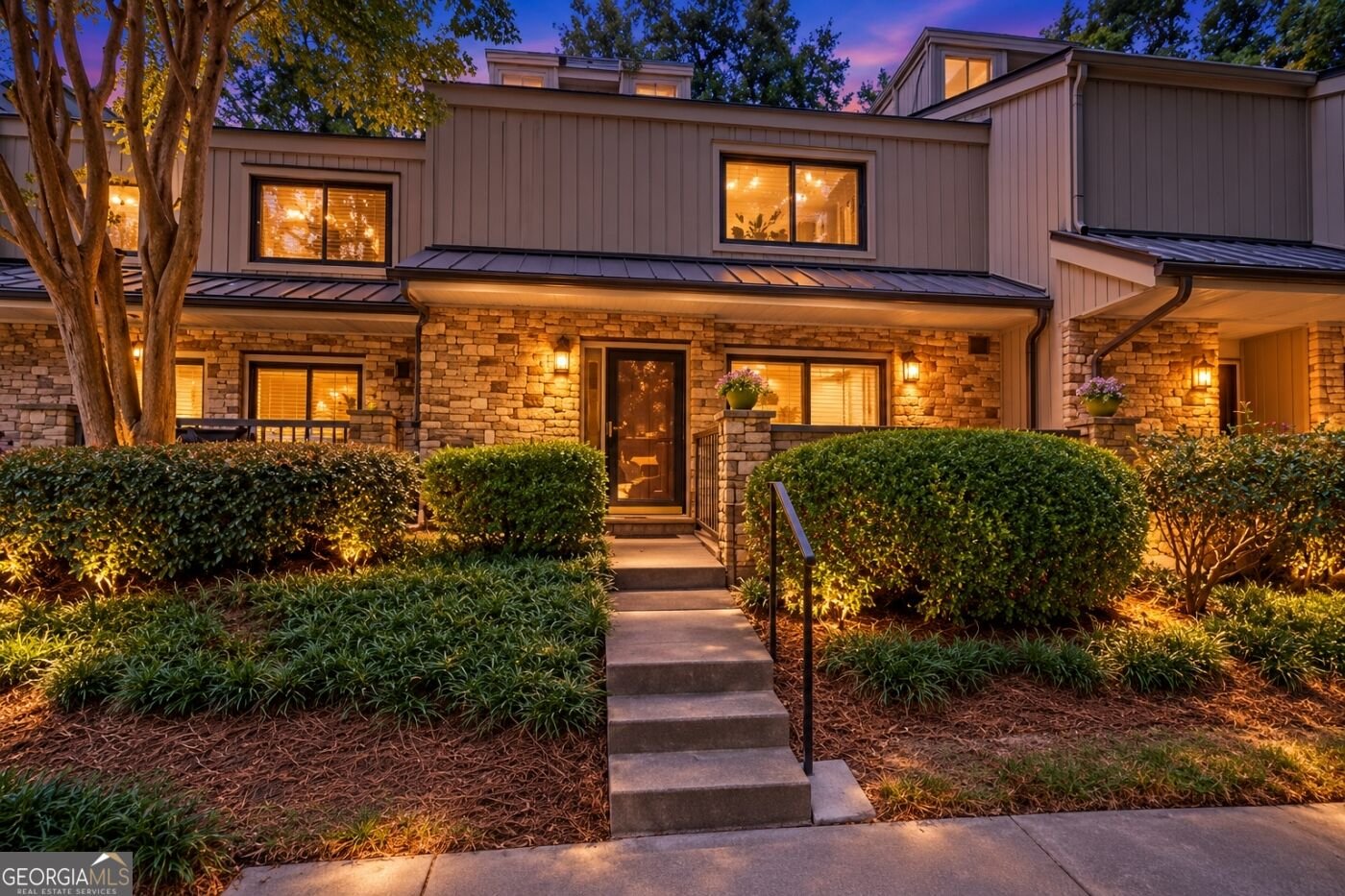 1252 Druid Knoll Dr Brookhaven - main photo