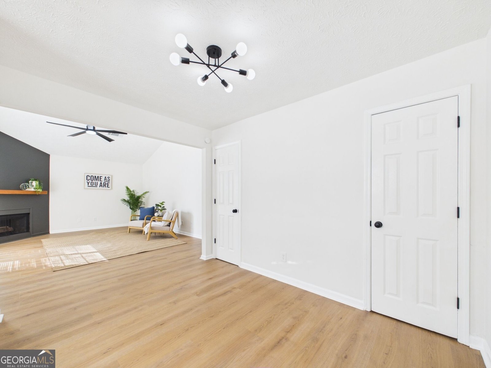 642 Morrow Road Forest Park - Photo 14