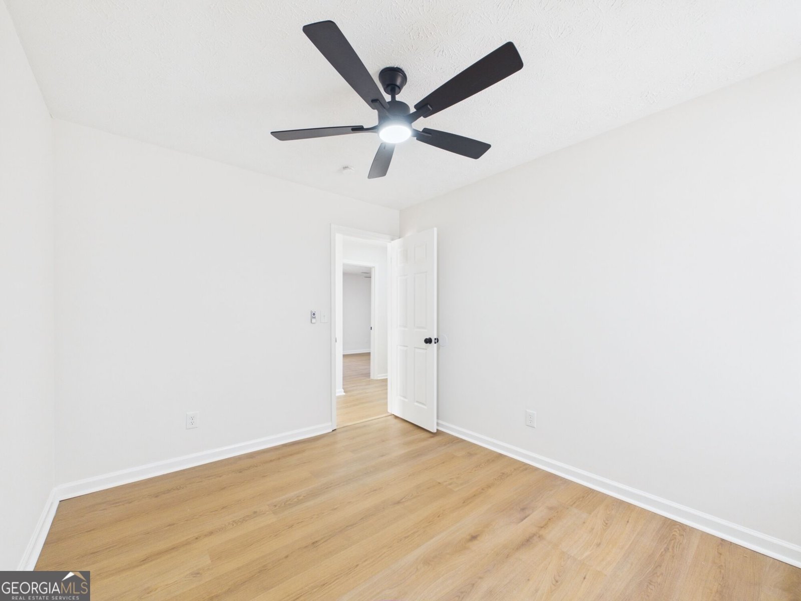 642 Morrow Road Forest Park - Photo 19