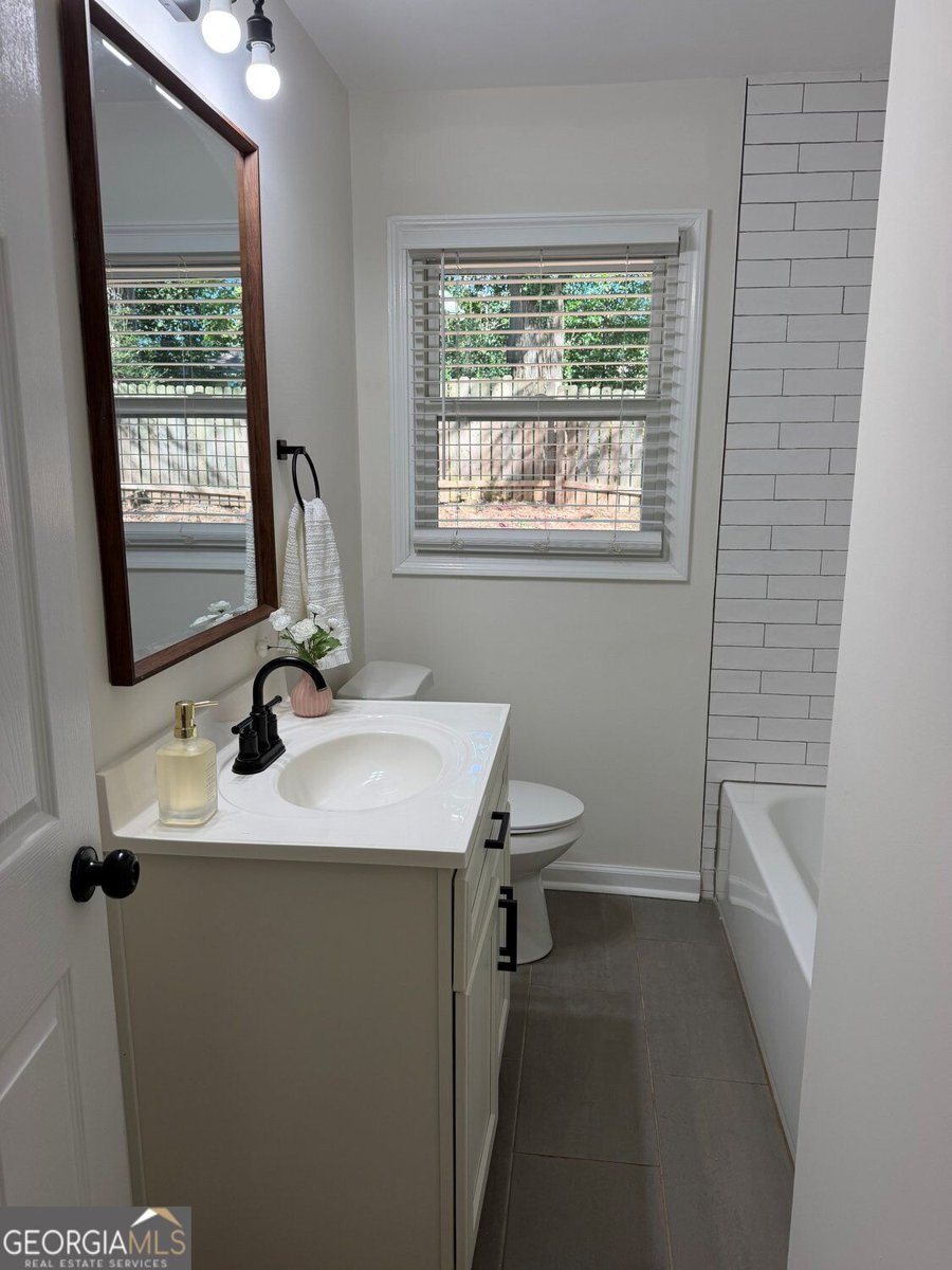 434 Afton Drive Roswell - Photo 11