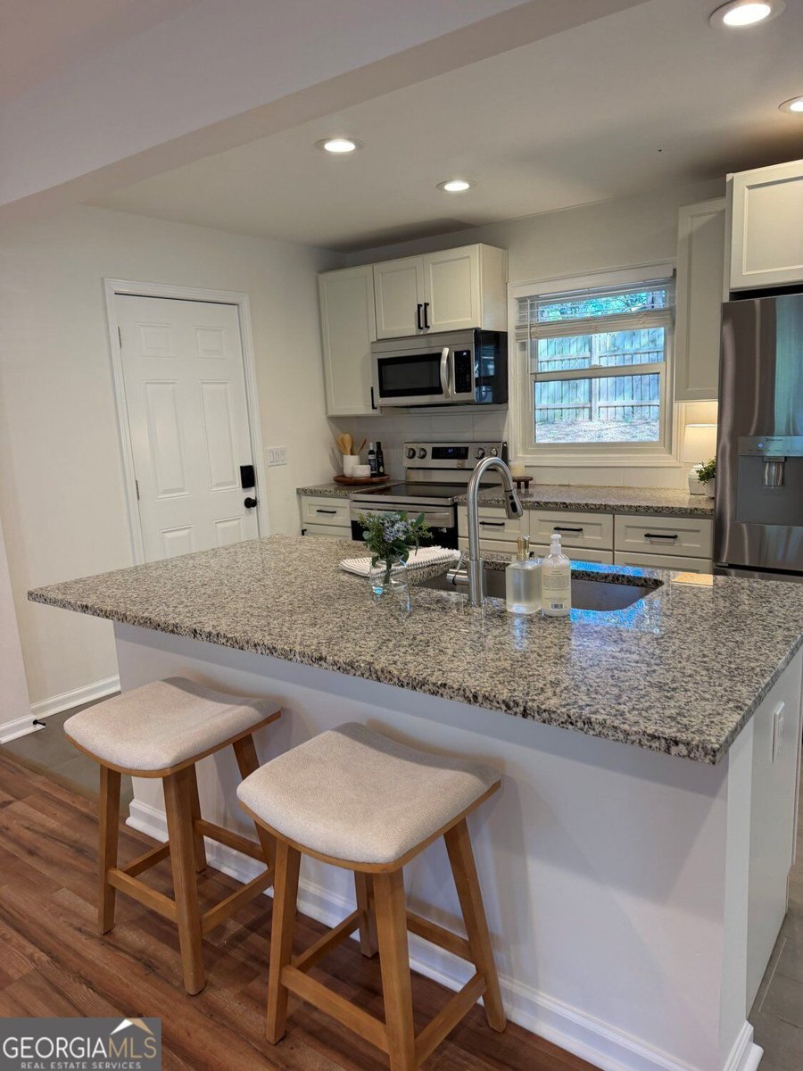 434 Afton Drive Roswell - Photo 7